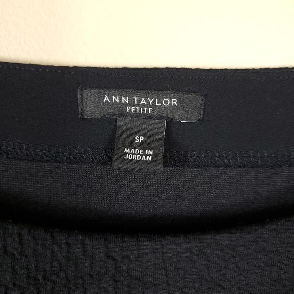 Ann Taylor Petite Flare Sleeve Knit Top In Black Size SP - Picture 8 of 10